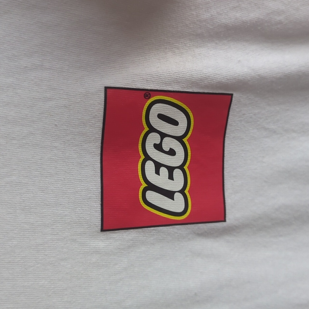 Lego | Gildan. Women's Logoed T-shirt. Size Small. - Picture 5 of 8